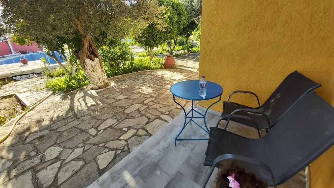 Anastasia Apartments Kampos Marathokampou Extérieur photo