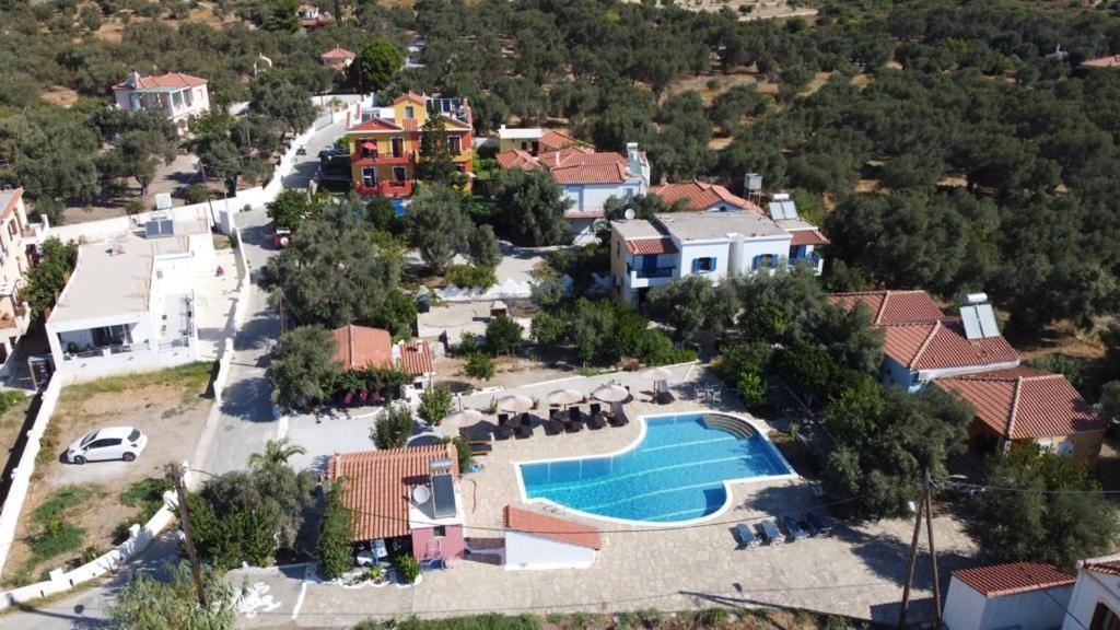 Anastasia Apartments Kampos Marathokampou Extérieur photo