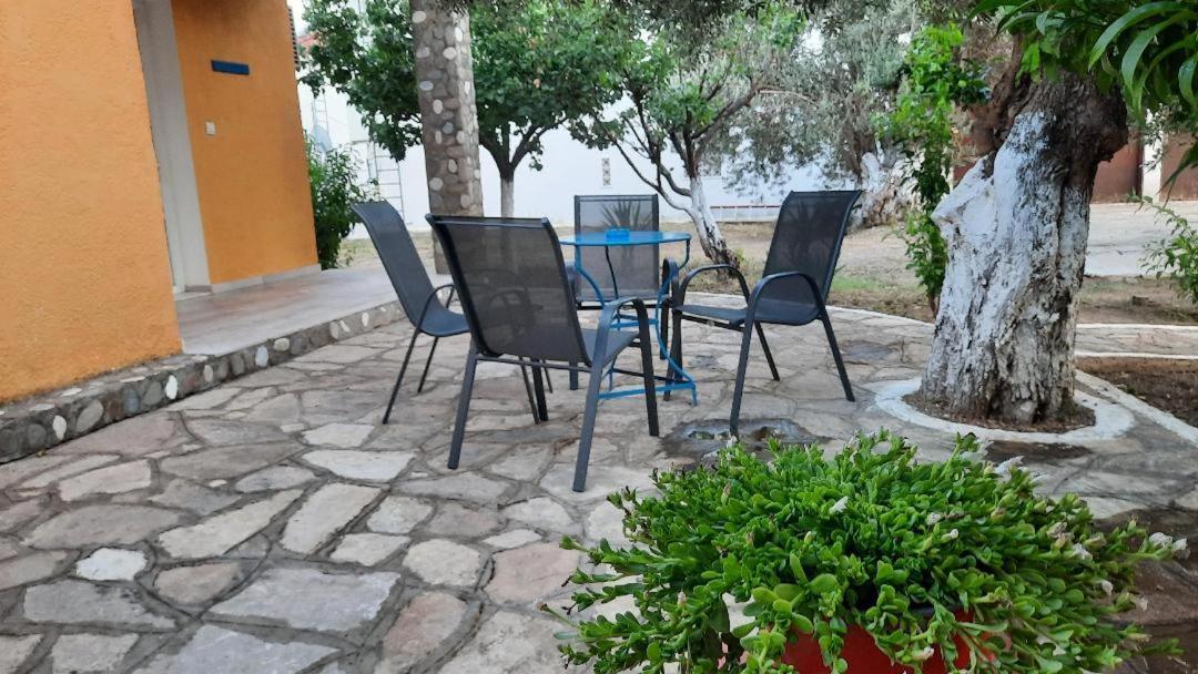 Anastasia Apartments Kampos Marathokampou Extérieur photo