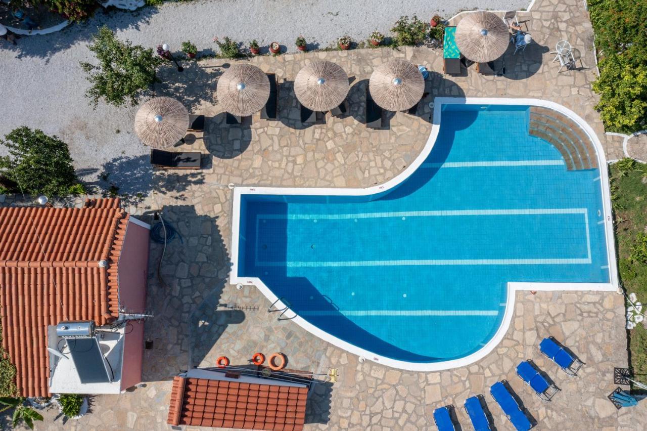 Anastasia Apartments Kampos Marathokampou Extérieur photo